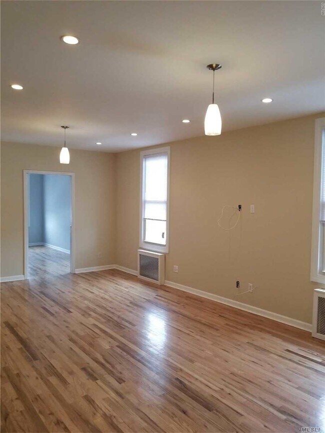 Building Photo - 82-27 Woodhaven Blvd