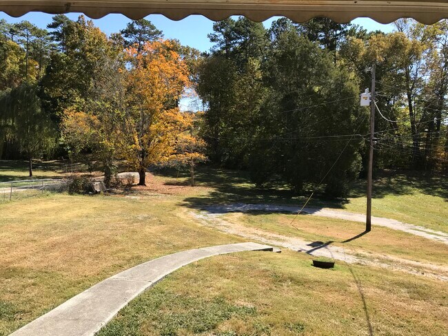 Foto del edificio - 6924 E Emory Rd