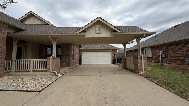 Foto del edificio - 18028 Andalucia Dr