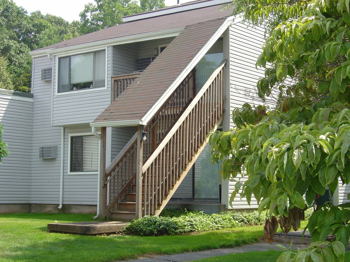 655 Talcottville Rd Unit 1, Vernon, CT 06066 655 Talcottville Rd