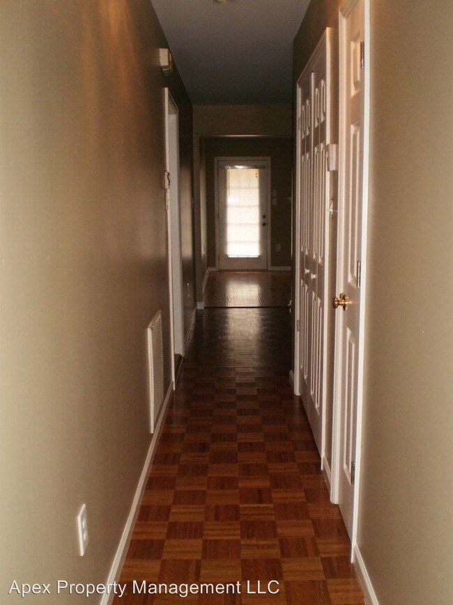 Foto del edificio - 2 br, 2 bath House - 7512 Creek Song Court