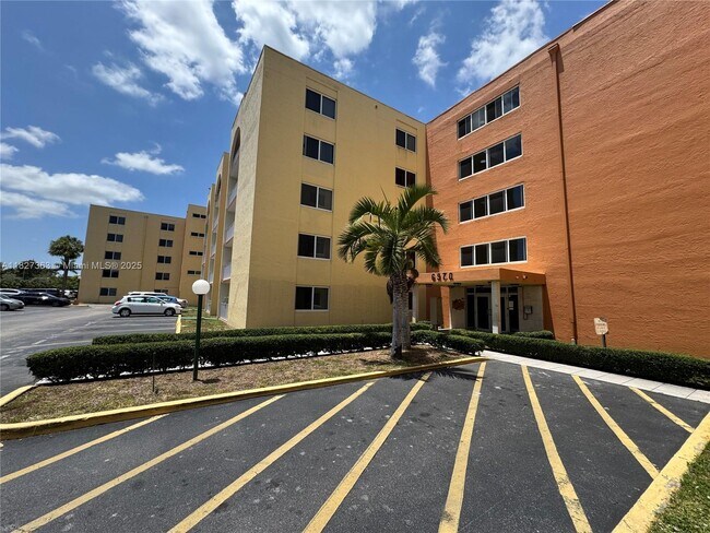Building Photo - 6970 NW 186th St