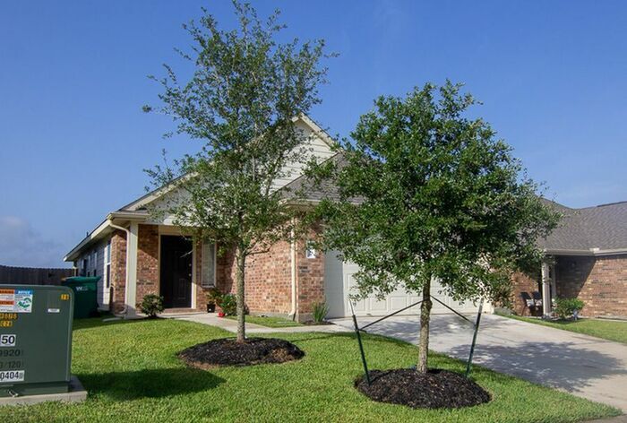 Foto del edificio - 2915 Karin Crst Ln