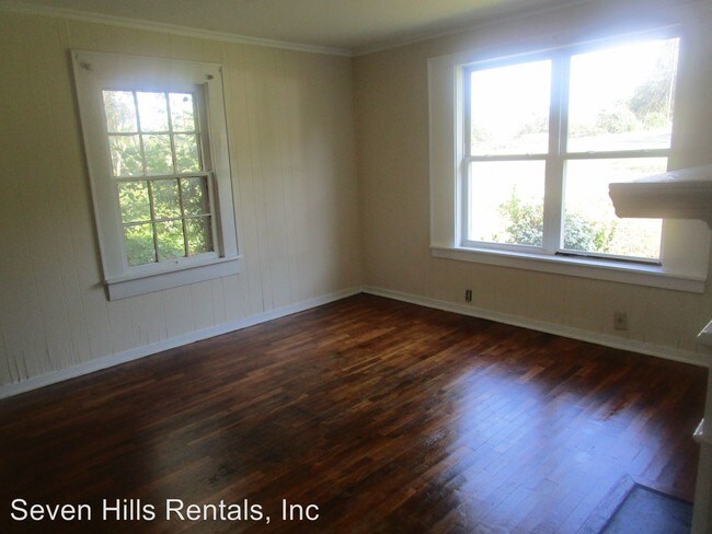 Building Photo - 3 br, 2 bath House - 412 East 14th Street