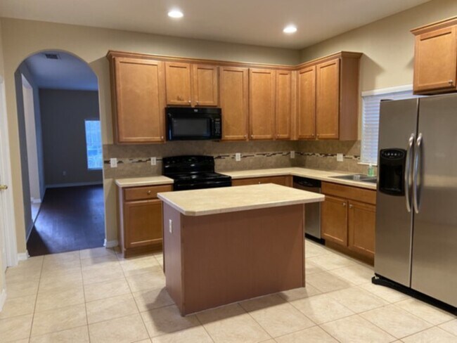 Foto del edificio - Spacious 4/2 in a Great Community!