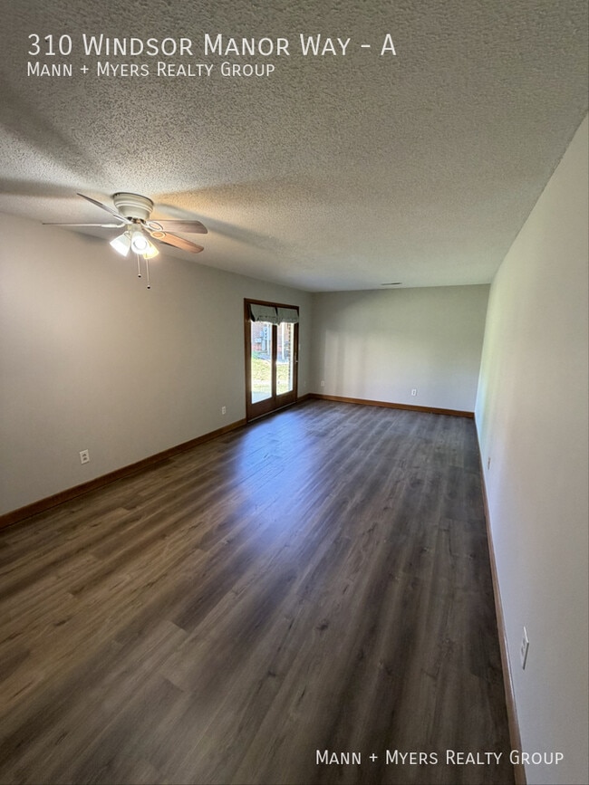 Foto del edificio - 310 Windsor Manor Way