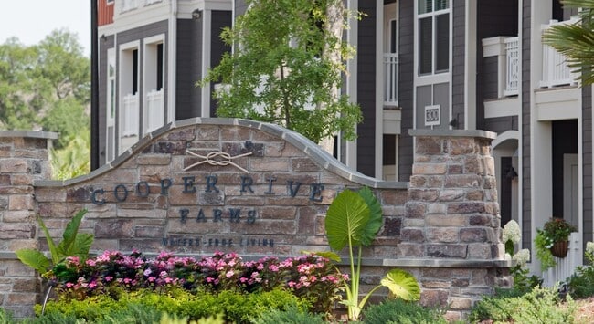 Foto del edificio - 650 Enterprise Blvd