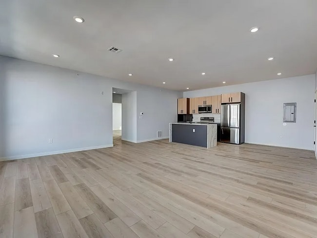 Photo - 1112 E Berks St Apartment