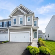 Building Photo - 131 Heron Ln