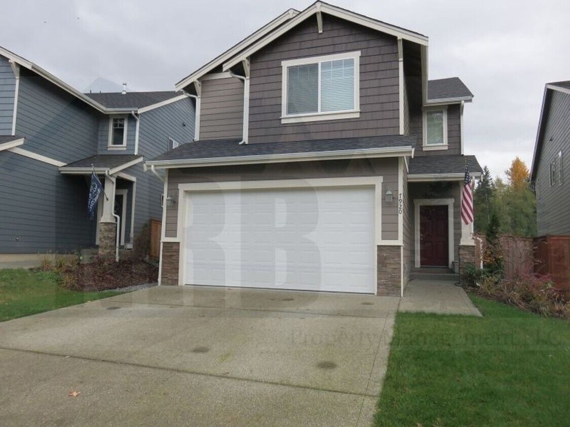 Primary Photo - Gorgeous 4 Bedroom home located in Puyallup!