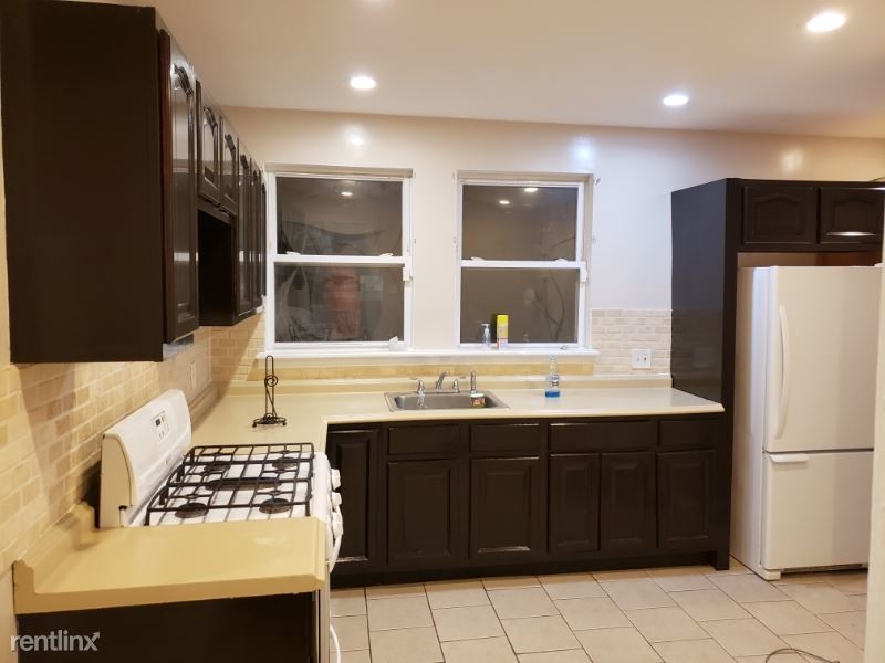 Foto principal - 48 Hazelwood Ave