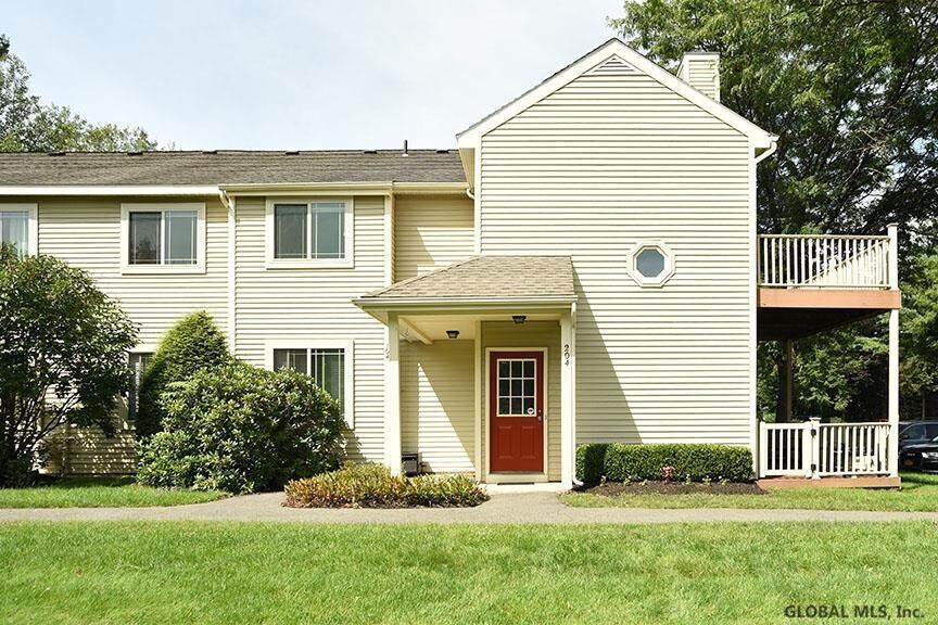 Foto principal - 204 Burgoyne Dr