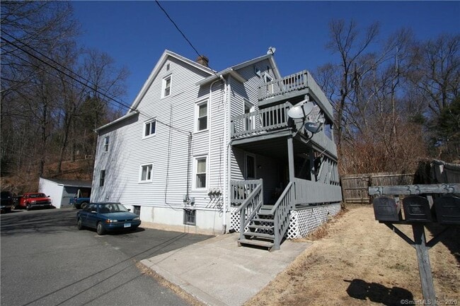 Building Photo - 35 Church St