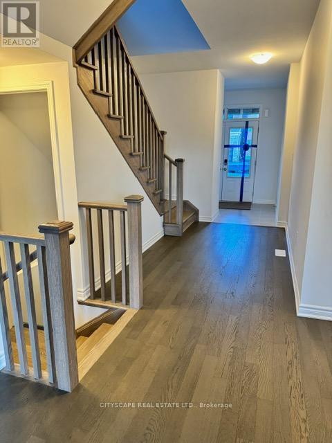 Building Photo - 1509 Rothbury Cres