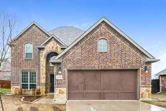 Building Photo - 2405 Comal Ct
