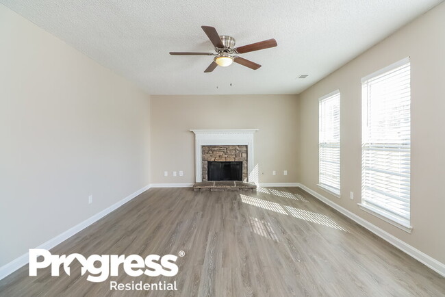 Foto del edificio - 195 Ridge Pointe Dr