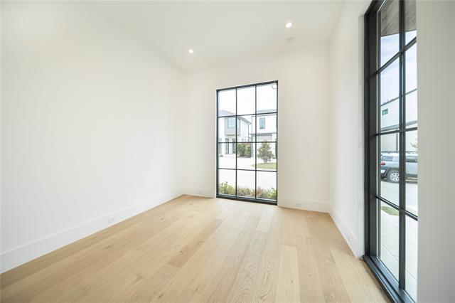 Foto del edificio - 9713 Kerrisdale Ln