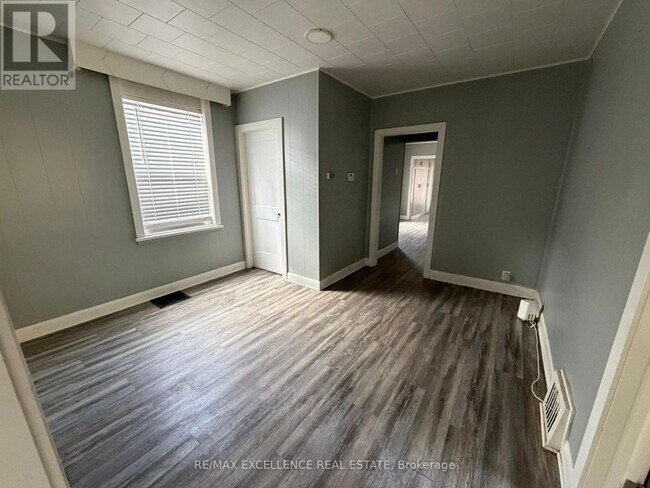 Photo du bâtiment - 571 Grey St