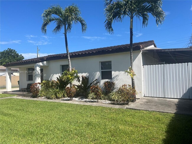 Building Photo - 7385 SW 38th St