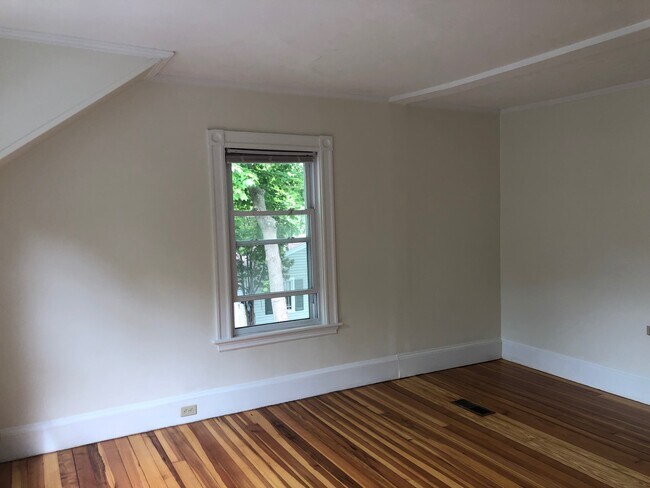 Dormitorio - 175 Oak St