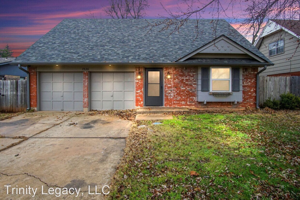 Primary Photo - 3 br, 2 bath House - 7536 S. Embassy Terr.