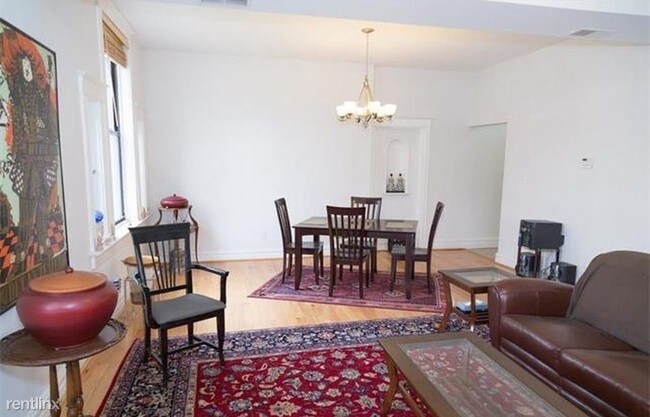 Foto del edificio - 6100 Waterman Blvd