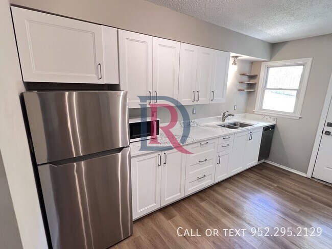 Foto del edificio - 13702 Country Ln