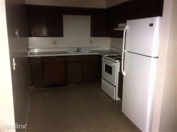 Foto del edificio - 10131 W Warren Ave