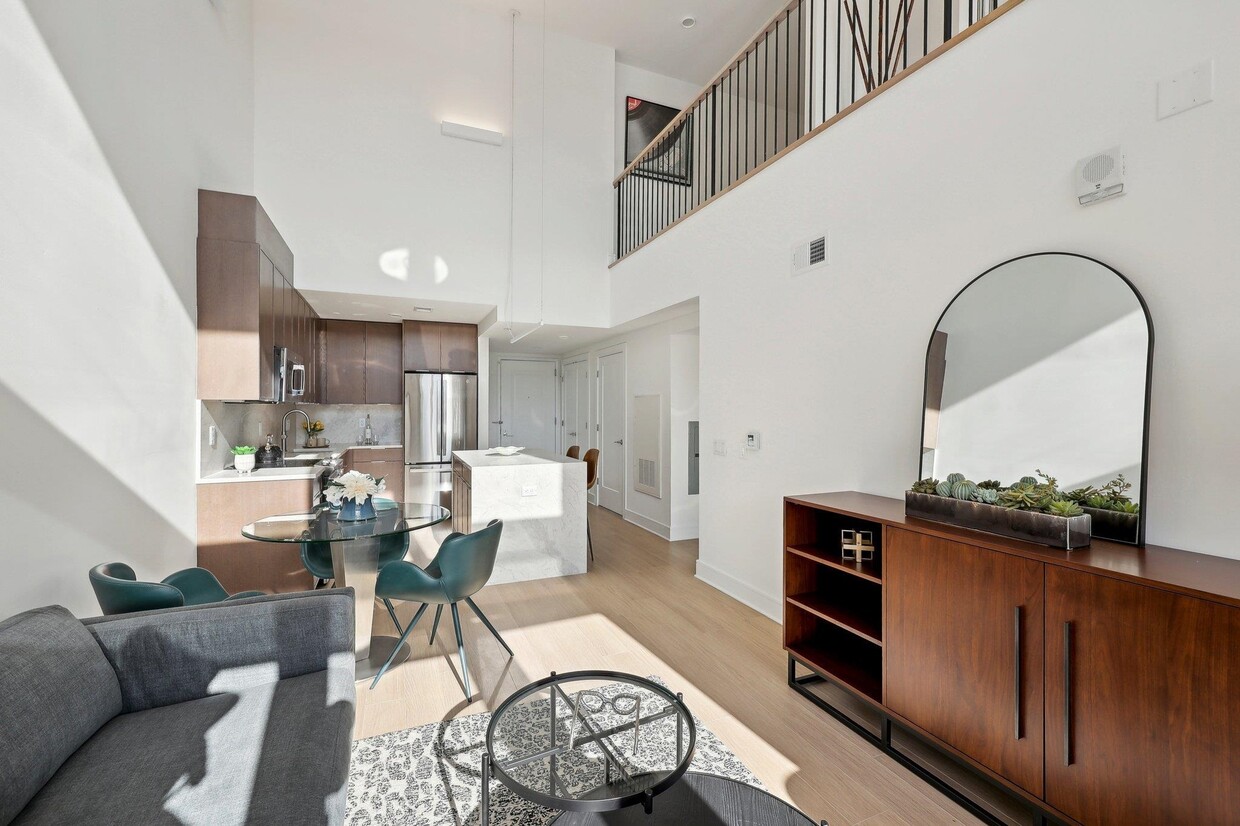 Foto principal - 14 Lincoln Pl