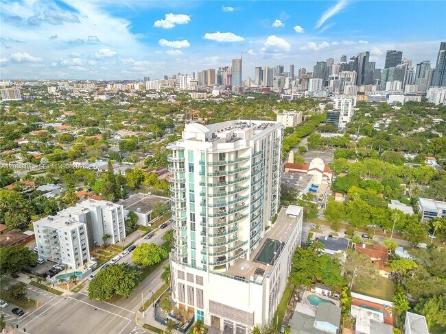 Foto del edificio - 2525 SW 3rd Ave