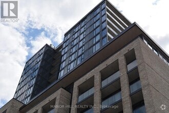 Building Photo - 86-1686 Dundas St E