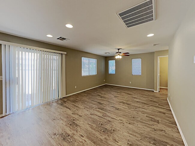 Building Photo - 10633 Pueblo Springs St