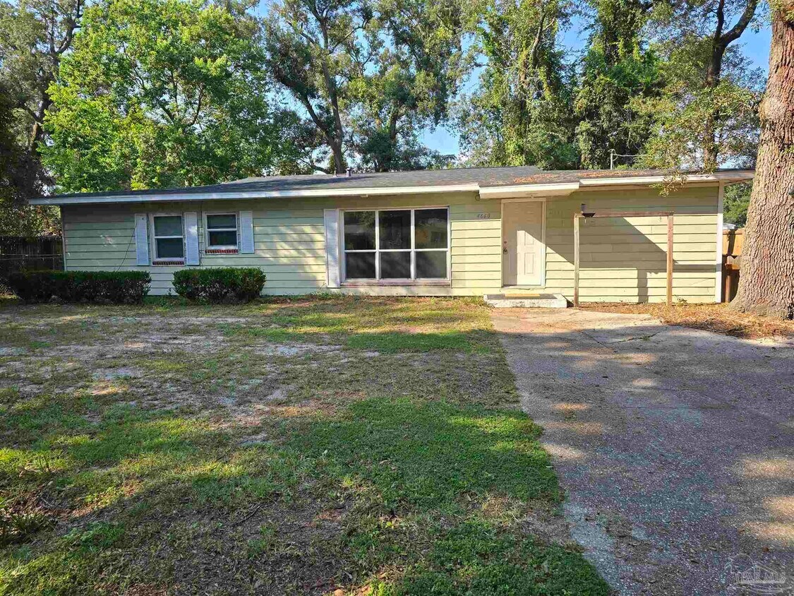 Primary Photo - 4660 Christy Dr