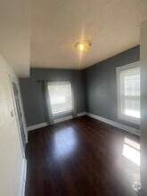 Building Photo - 5051 N Raleigh St