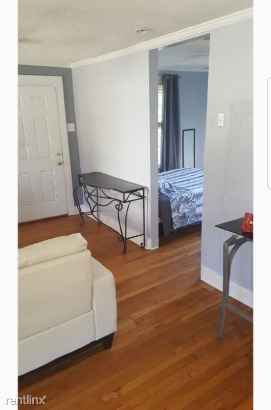 Building Photo - 1 br, 1 bath Apartment - 1176 Ridgecrest Ave