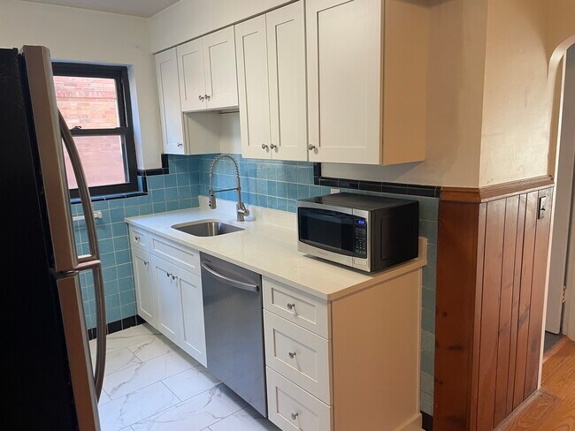 Foto del edificio - 3941 Millsbrae Ave