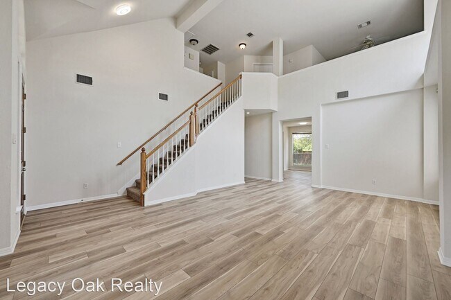 Foto del edificio - 3 br, 2.5 bath House - 8111 Cheno Cortina