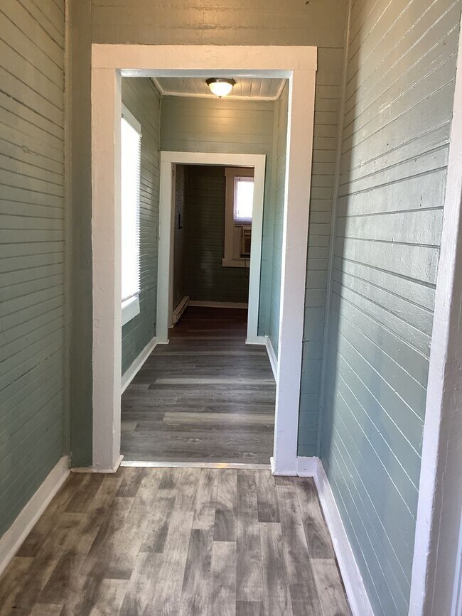 Foto del edificio - 2BR Bungalow in the heart of Downtown Wilm...