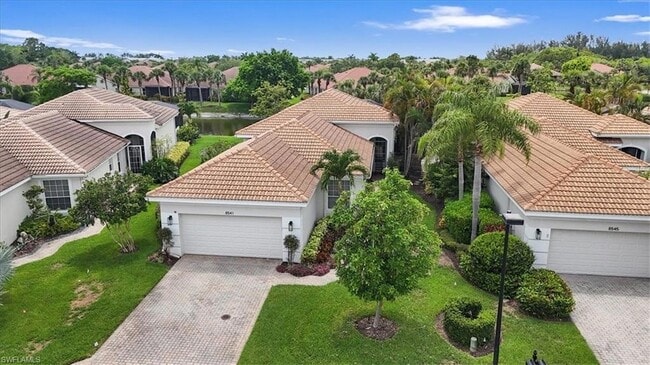 Foto del edificio - 8541 Peppertree Way