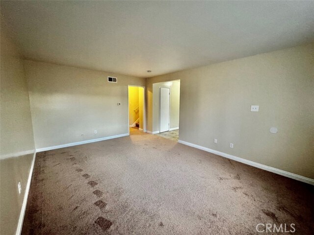 Building Photo - 31 Scottsdale Dr N