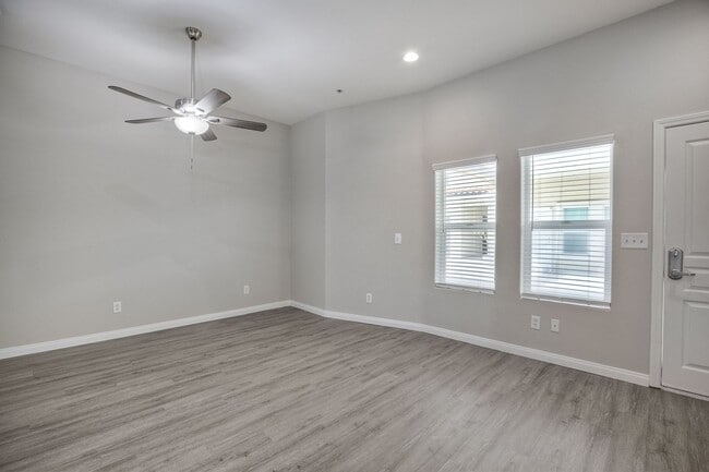 Interior Photo - Harborview Apartments