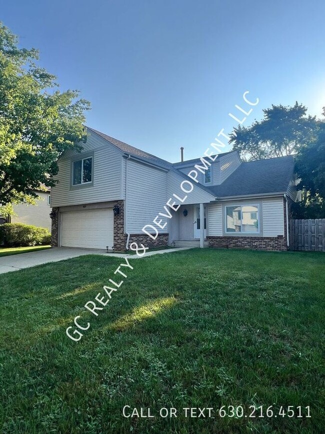 Building Photo - 101 Lilac Ln
