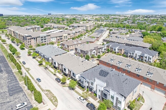 Photo - 432 Texas Dr Townhome