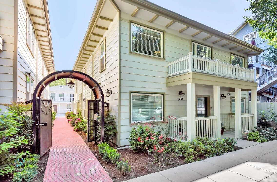 Foto principal - 1325-1331 G St