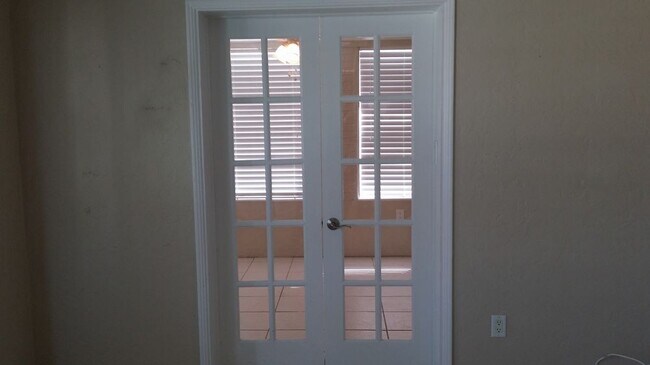 Building Photo - St Pete Beach 3 bed house for rent