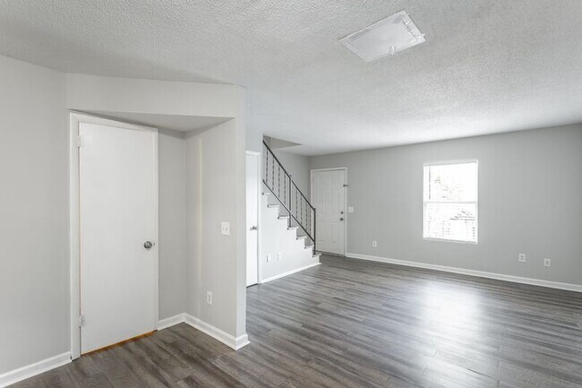 Foto del edificio - 4405 Delashmitt Rd