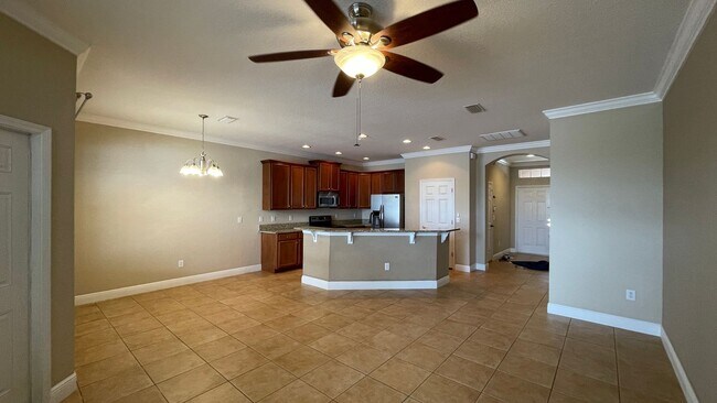 Foto del edificio - Unfurnished Annual Rental