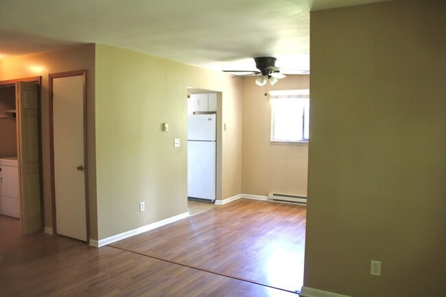 Foto del edificio - 1680 Tabortown St