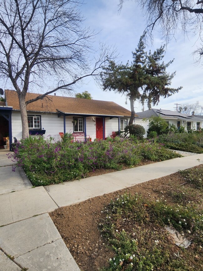 Recepción - 7248 Shoshone Ave