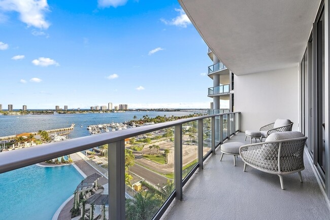 Foto del edificio - 220 Lake Shore Dr